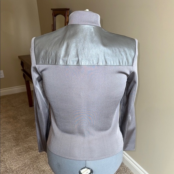 Peter Nygard Leather Jacket Silver Gray Bomber with Quilted/Ruched Front Design - Picture 4 of 10